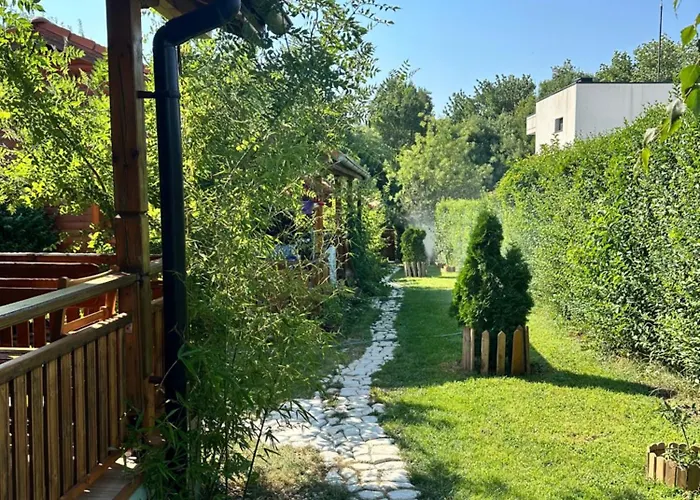 гнездото The Nest 2 度假居