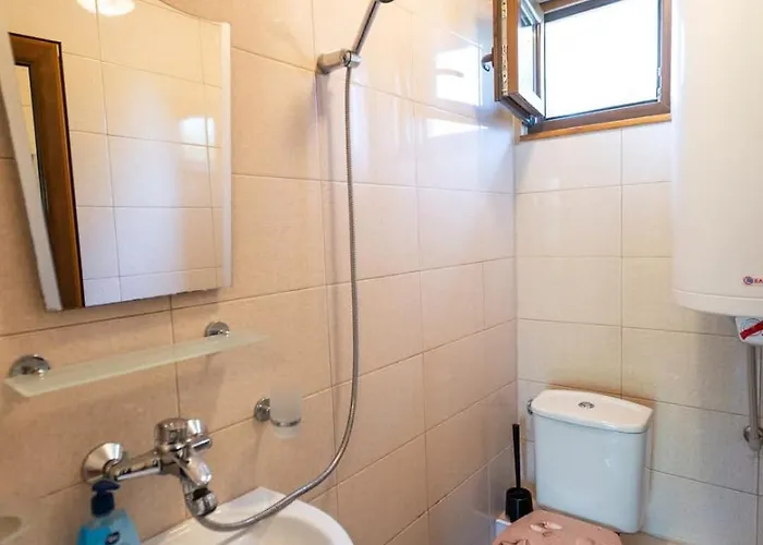 度假居 гнездото The Nest 2 洛泽内茨